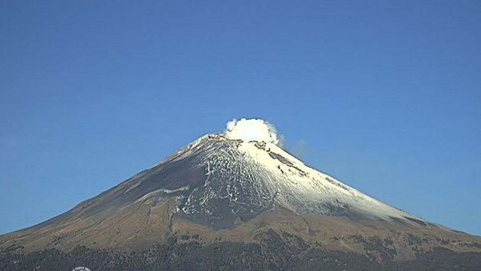 Los sistemas de monitoreo que se encuentra cerca del volcán registraron este miércoles dicha actividad