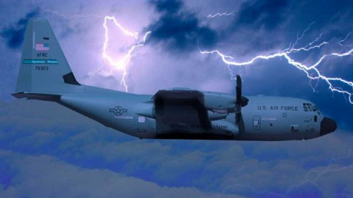 Tormenta Karl: manda EU aviones de la fuerza aérea a México para investigar el fenómeno