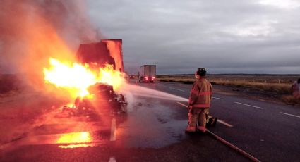 Se incendia tractocamión en Carretera Monterrey-Nuevo Laredo