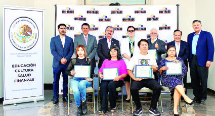 Premian a artistas de Nuevo Laredo por su talento