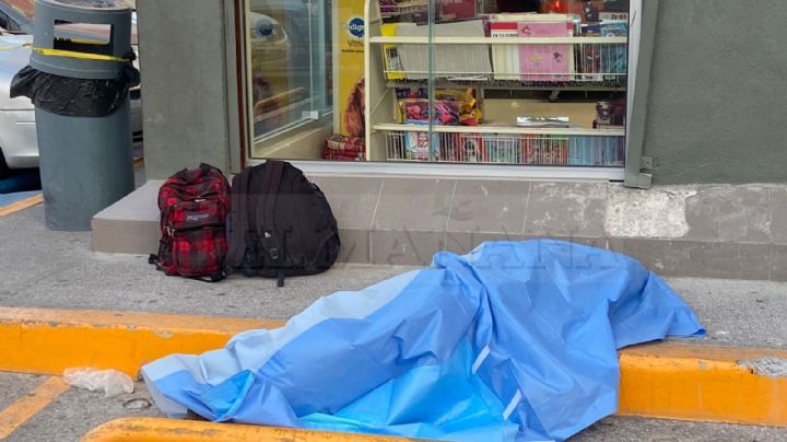 Muere hombre afuera de OXXO en Nuevo Laredo