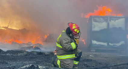 Incendio en Nuevo Laredo: van tres horas y está incontrolable