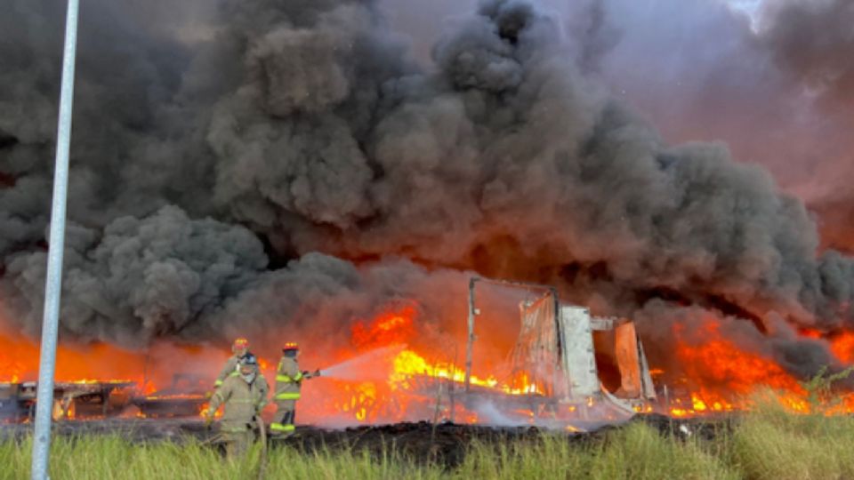 Voraz incendio se presentó ayer en Nuevo Laredo