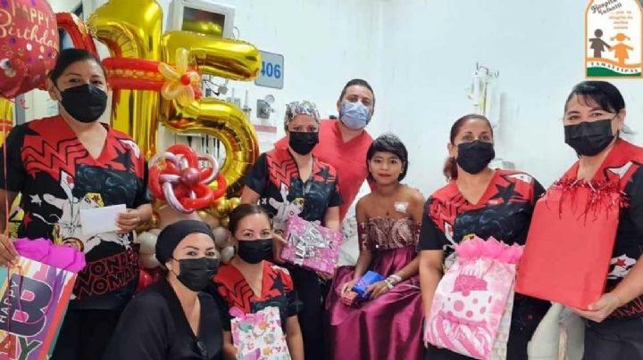 Quinceañera celebra su fiesta en centro oncólogico de Tamaulipas