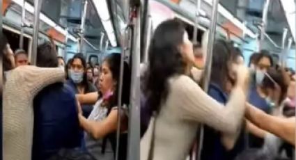 Pelean mujeres en el Metro de la CdMx al defender a abuelita | VIDEO