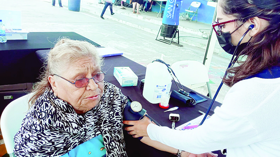 Responden al primer bazar de Mujeres en Libertad.