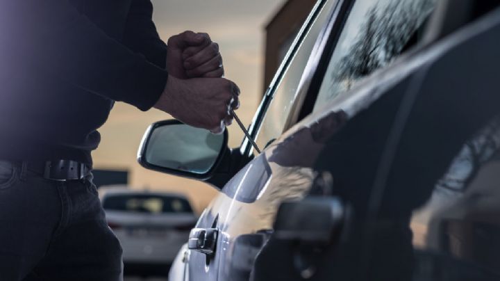 Van por ladrones de coches de lujo; tres BMW fueron entregados en el puente Juárez-Lincoln