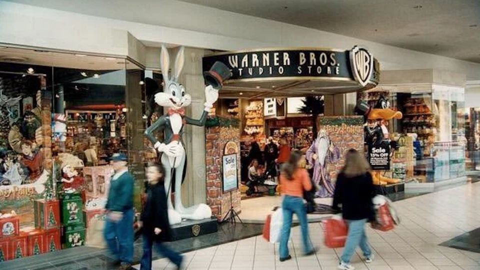 La Warner Brothers marcó una época en los comercios locales.