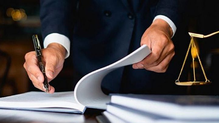 Cancela Gobierno Notaría entregada ilegalmente por Cabeza de Vaca; investigan 27 casos más