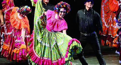 Brindan musical 'Las Flores de Domínguez' para ayudar | FOTOS