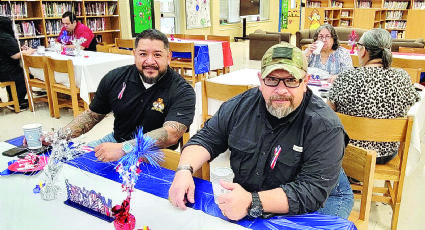 Reconocen valentía de 25 veteranos