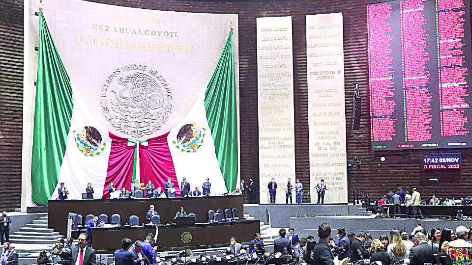 La Cámara de Diputados aprobó el Presupuesto de Egresos de la
Federación 2023 con 270 votos a favor y 219 votos en contra