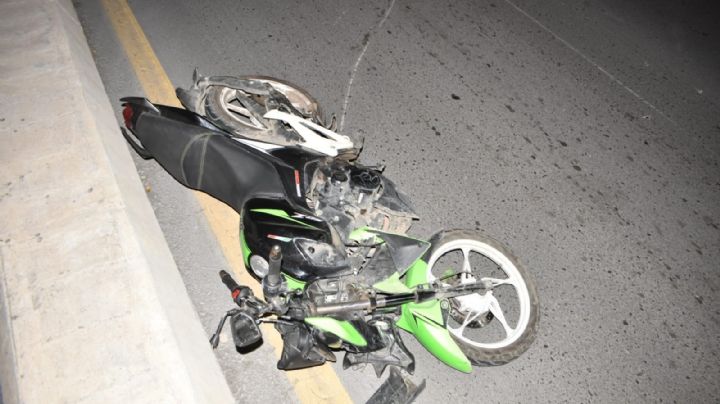Motociclista sale volando tras choque con automóvil en avenida Reforma | FOTOS