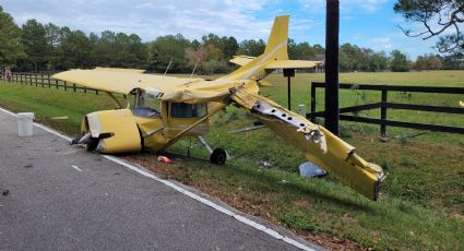 Estrellan su avioneta en medio de un barrio en Houston... tripulantes viven de milagro