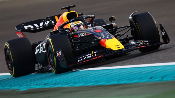 Checo Pérez pierde la batalla contra Charles Leclerc en el Gran Premio de Abu Dhabi