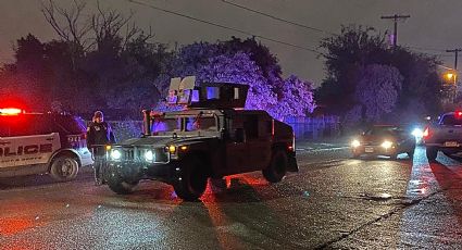 Policías de Laredo y el SWAT cercan el Barrio Las Cruces; tirador atrincherado desata balacera