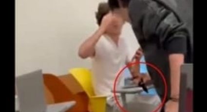 Estudiante de preparatoria amenaza a su compañero con un cuchillo en la CDMX | VIDEO