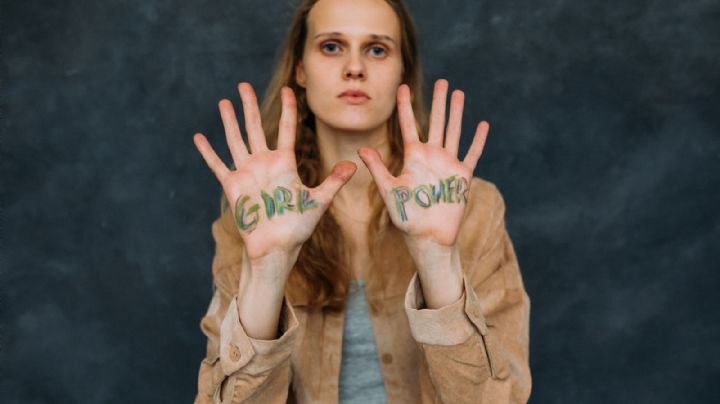 5 artículos de defensa personal que toda mujer debe conocer