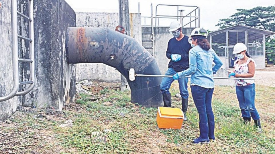 Mediante pruebas en las aguas negras se puede determinar la carga viral de Covid-19.