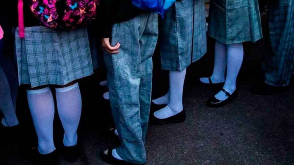 Alumnas se agarran a golpes en secundaria de Sonora