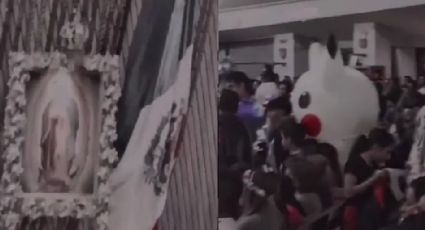 Captan a Pikachu adorando a la Virgen de Guadalupe y se vuelve viral | VIDEO