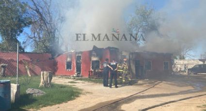 Fuego devora el patrimonio de familia al sur de Nuevo Laredo | FOTOS