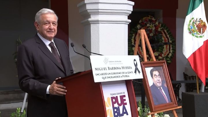 Brindan homenajes a Miguel Barbosa en Puebla