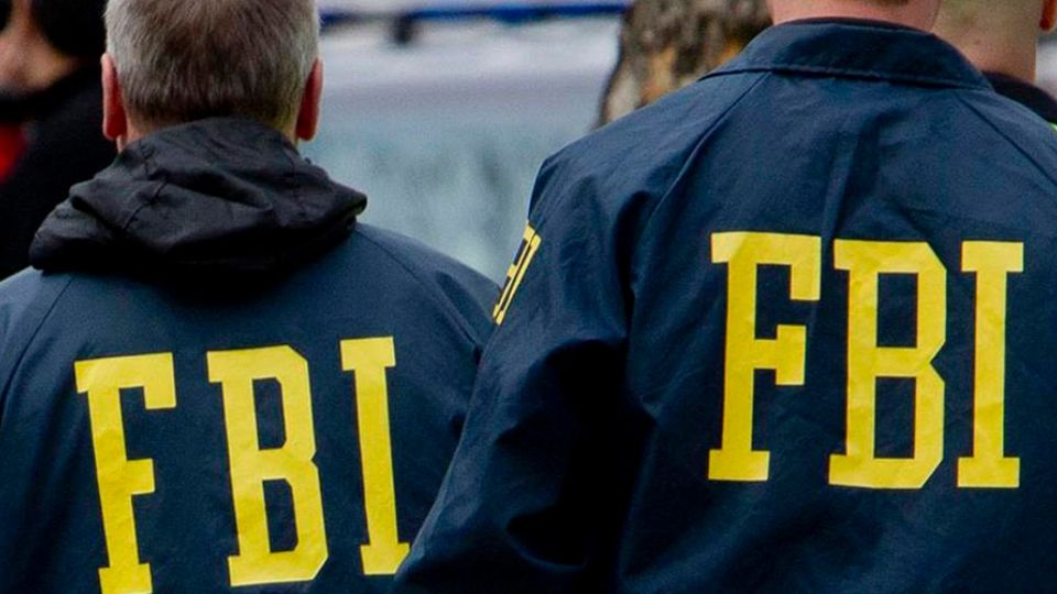 Policía de Laredo y FBI investigan el caso.