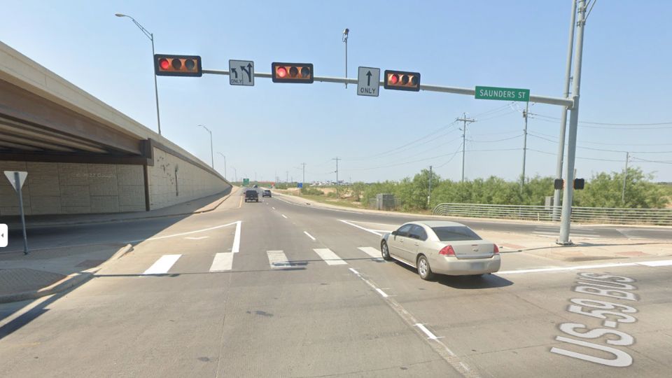 Un accidente de tráfico en Loop 20 y Saunders cobró la vida de un joven en Laredo, Texas