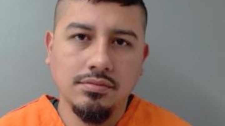 Llama al 911 para denunciar allanamiento de su auto; quería 'aventón' al antro