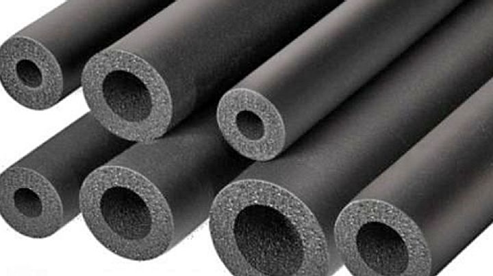 'Vuelan' protectores de tuberías por compras de pánico en ferreterías de la ciudad