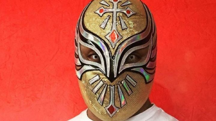 Triunfos, fracasos y un clon: así es la vida del luchador Místico actualmente