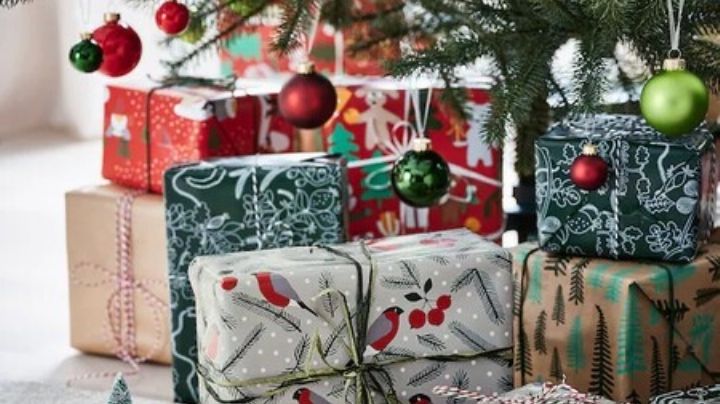¿Ya no tienes papel para envolver tus regalos navideños?, te damos estas ideas