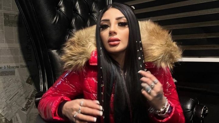 Bellakath regala juguetes y cenas para familias de bajos recursos en Nuevo León