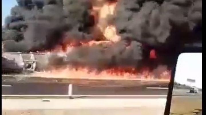 Explota pipa de gas en la Carretera San Luis-Matehuala; se desconoce la causa | VIDEO