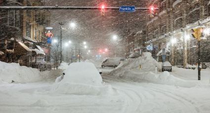 Salen de su casa y se los tragó la nieve por tormenta invernal en Buffalo