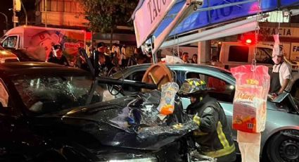 Conductor choca contra puesto de tacos en CDMX; deja varios heridos | VIDEO