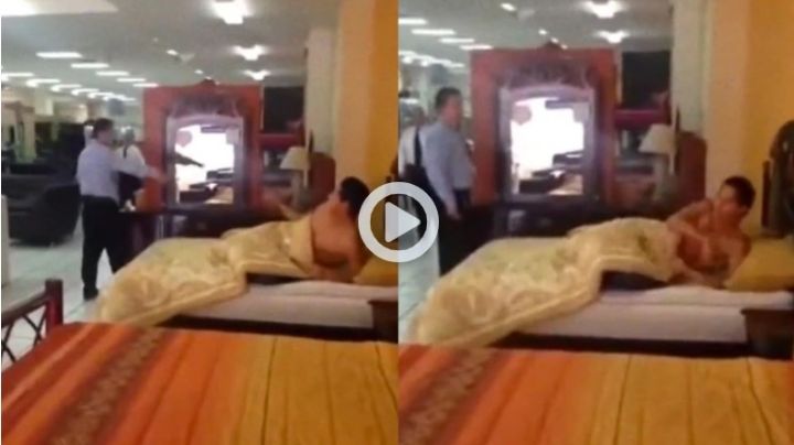 Joven se duerme en cama de una mueblería y se vuelve viral: VIDEO
