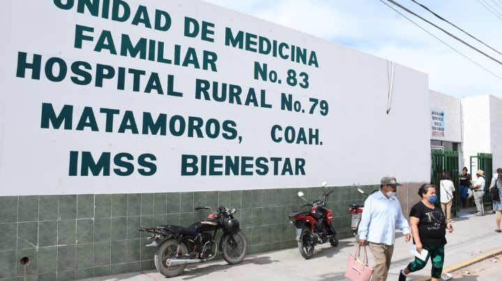 Muere gemela de niña que fue arrollada junto a su familia por camión