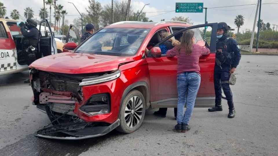 Aparatoso Choque se registra en el crucero de Paseo Colón y Reforma.