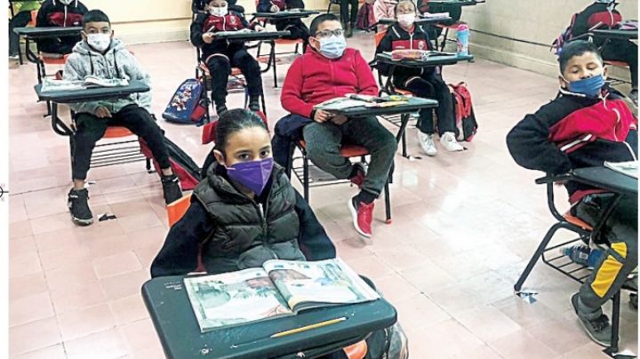 Regresan al salón; respetan medidas