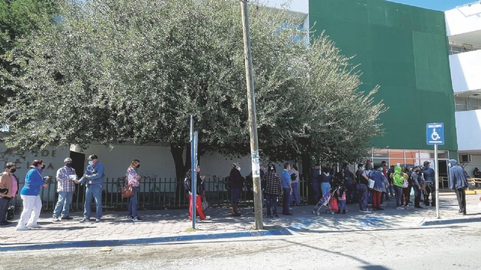 Algunos de los medicamentos que constantemente escasean en las UMF’s nos. 76 y 78, y el Hospital General del Seguro Social