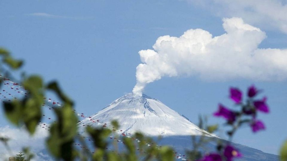 Cenapred ha informado que el volcán Popocatépetl ha registrado 23 exhalaciones y un sismo volcanotectónico