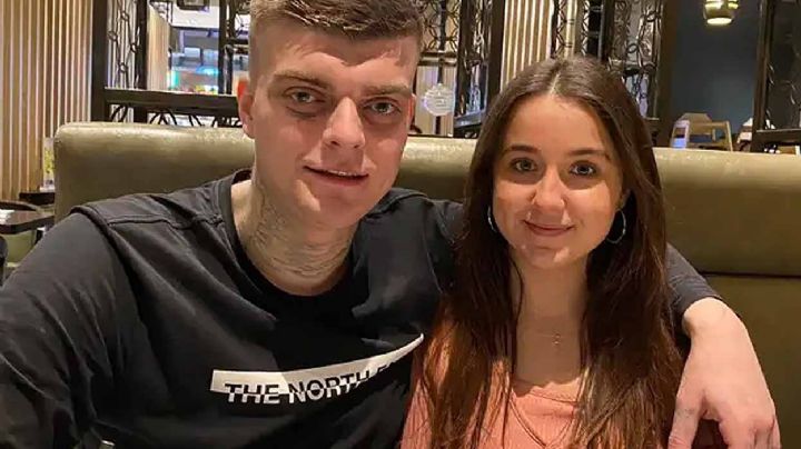 Adolescente conoce al amor de su vida por internet, viaja a Europa a conocerlo y la mata