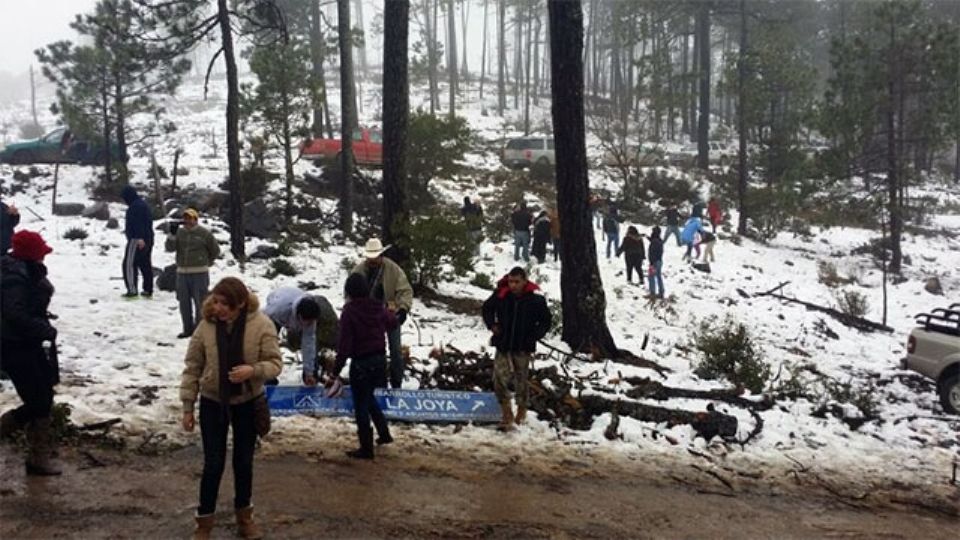 La madrugada de este martes, el ambiente frío y la humedad provocarán caída de aguanieve.