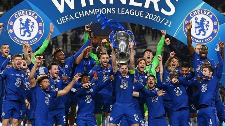 Chelsea va perder cinco jugadores por sanción contra su propietario ruso Abramovich