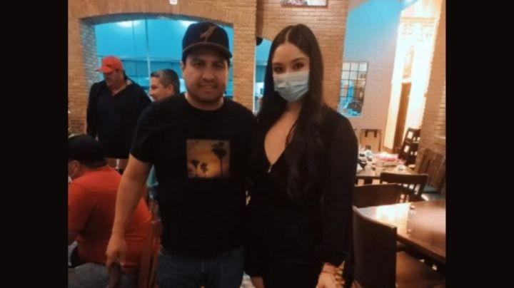 ¡Ya le gustó Nuevo Laredo! Captan a Julión Álvarez en restaurante de la ciudad