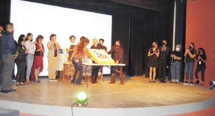 Festeja Grupo Expresión el Día del Teatro