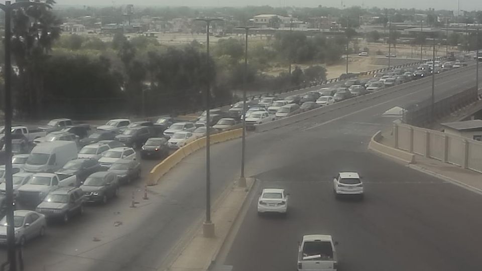 Aquí te mostramos como se ven este lunes 18 de abril los Puentes Internacionales en Nuevo Laredo,