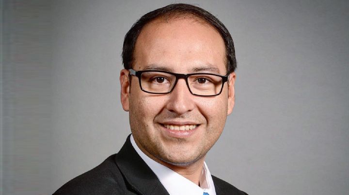 Busca Raúl Reyes ser el mejor tesorero de Texas